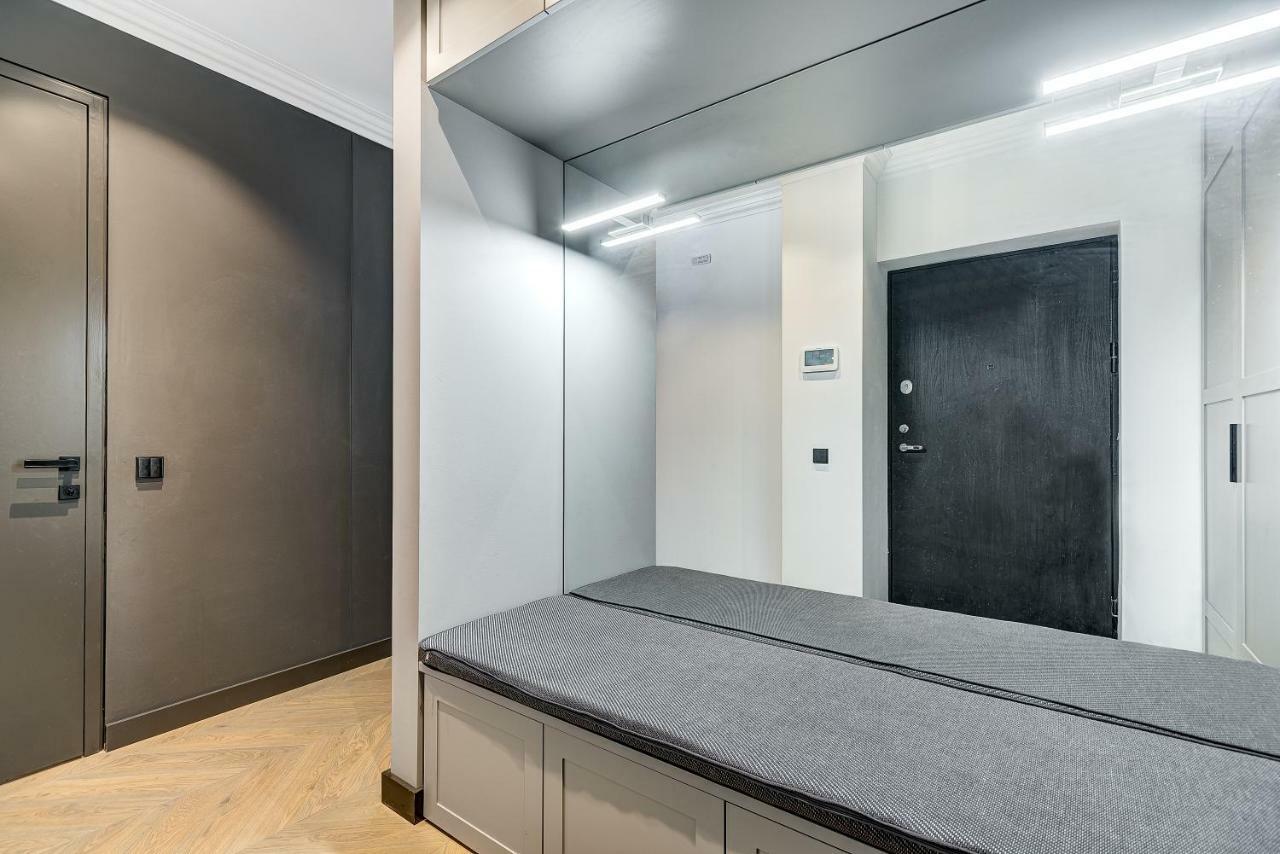 Happy Inn Presidential, Self Check-In, Parking In The Underground Garage Vilnius Exterior photo